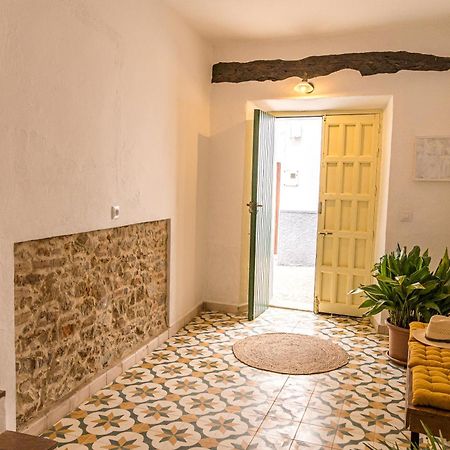 Casa Rural La Artistica, Alojamiento Y Arte Фуентееридос Екстериор снимка